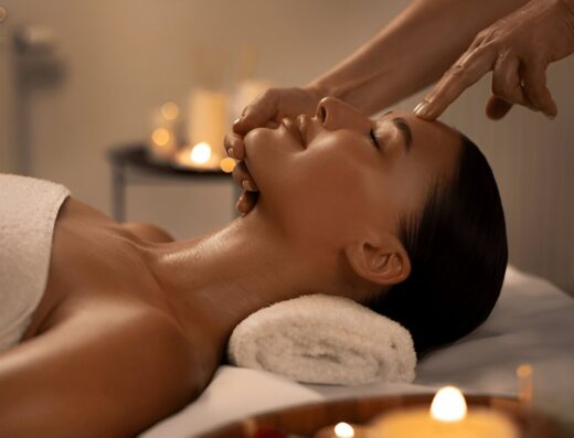 🌿 Ayurvedic Healing Massage